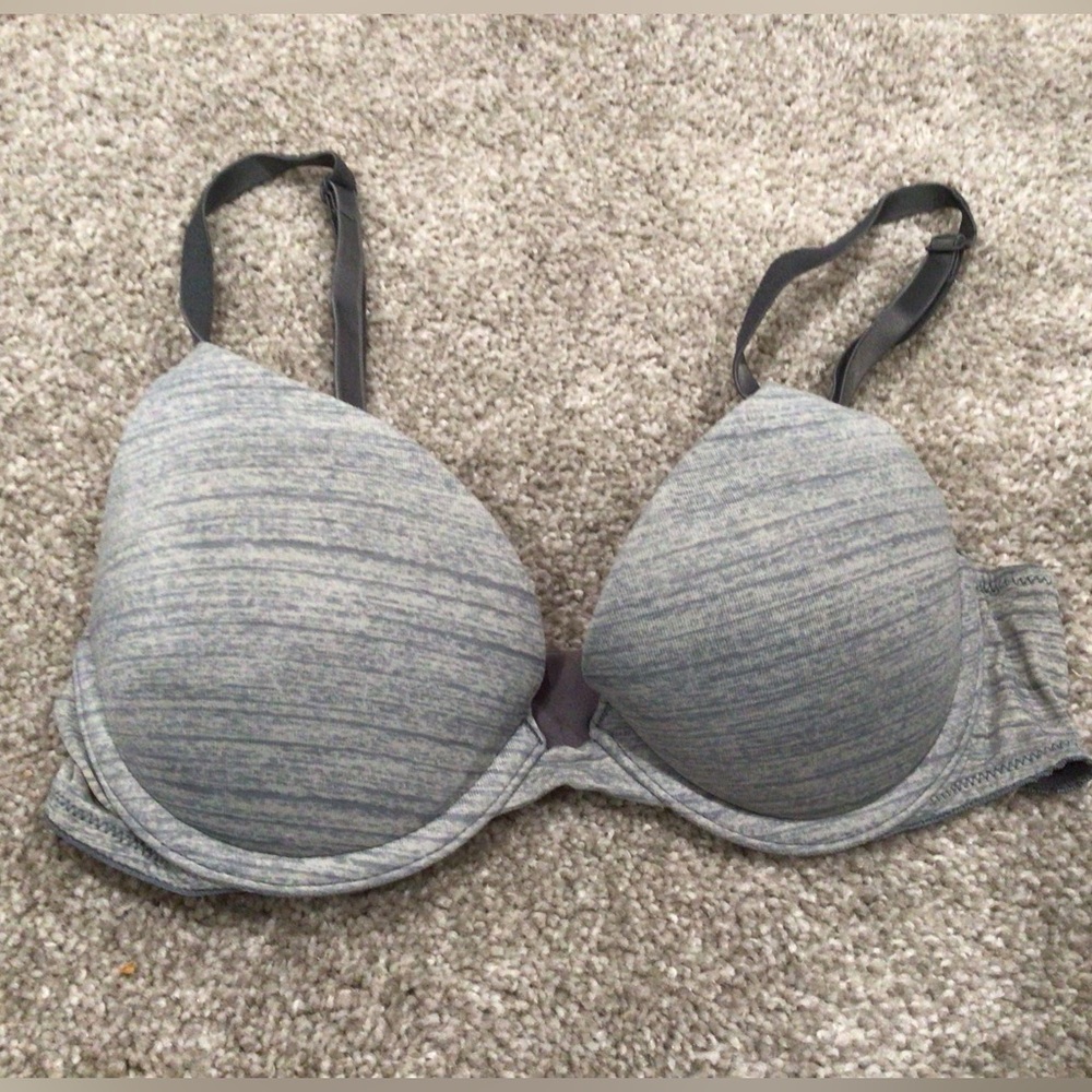PINK Victoria's Secret Heather Gray Bra